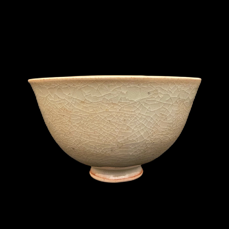 White crackle bowl